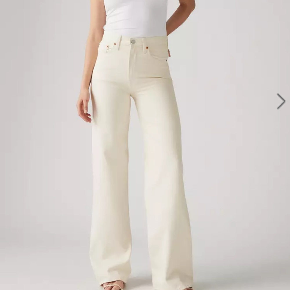 Levi’s Ribcage Wide Leg